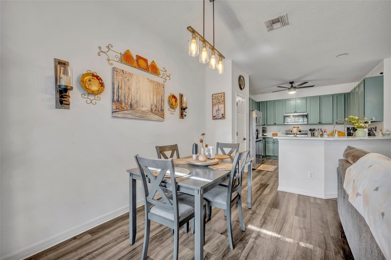 Image 16 of 32 For 2039 Beachberry Lane