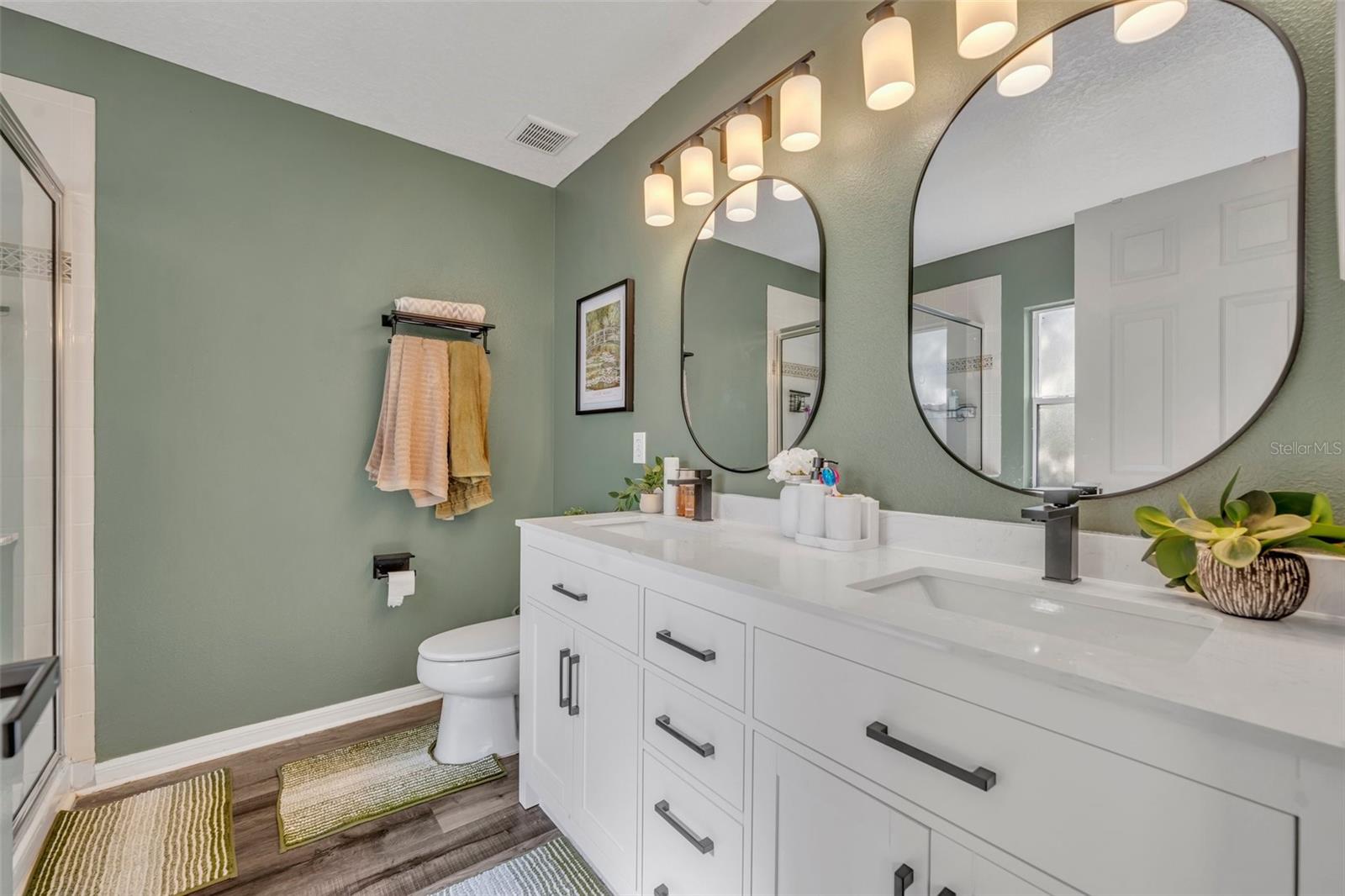 Image 21 of 32 For 2039 Beachberry Lane