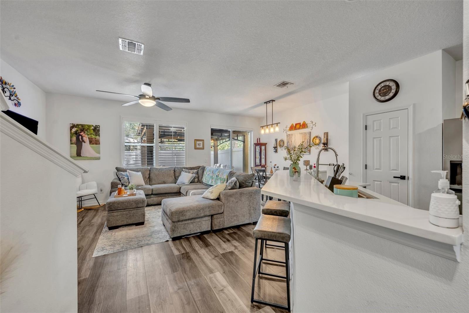 Image 4 of 32 For 2039 Beachberry Lane