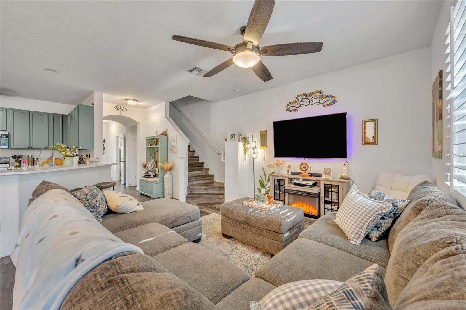 Image 6 of 32 For 2039 Beachberry Lane