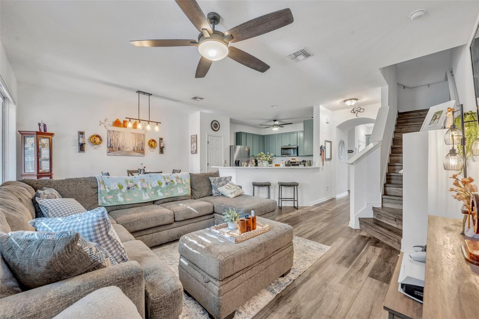 Image 7 of 32 For 2039 Beachberry Lane