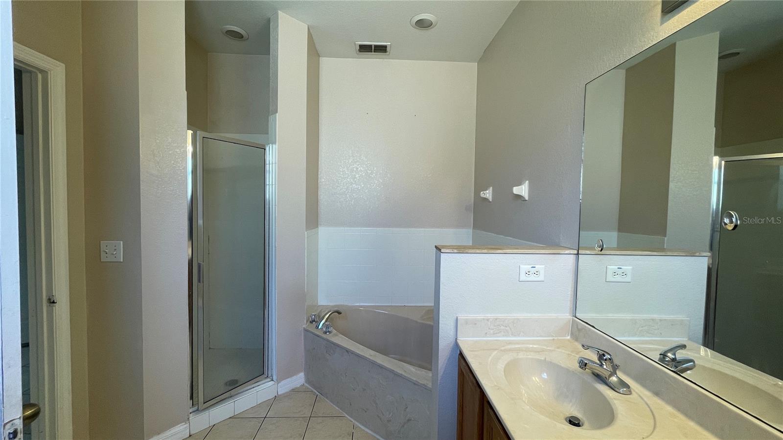 Image 14 of 22 For 506 Parsley Court