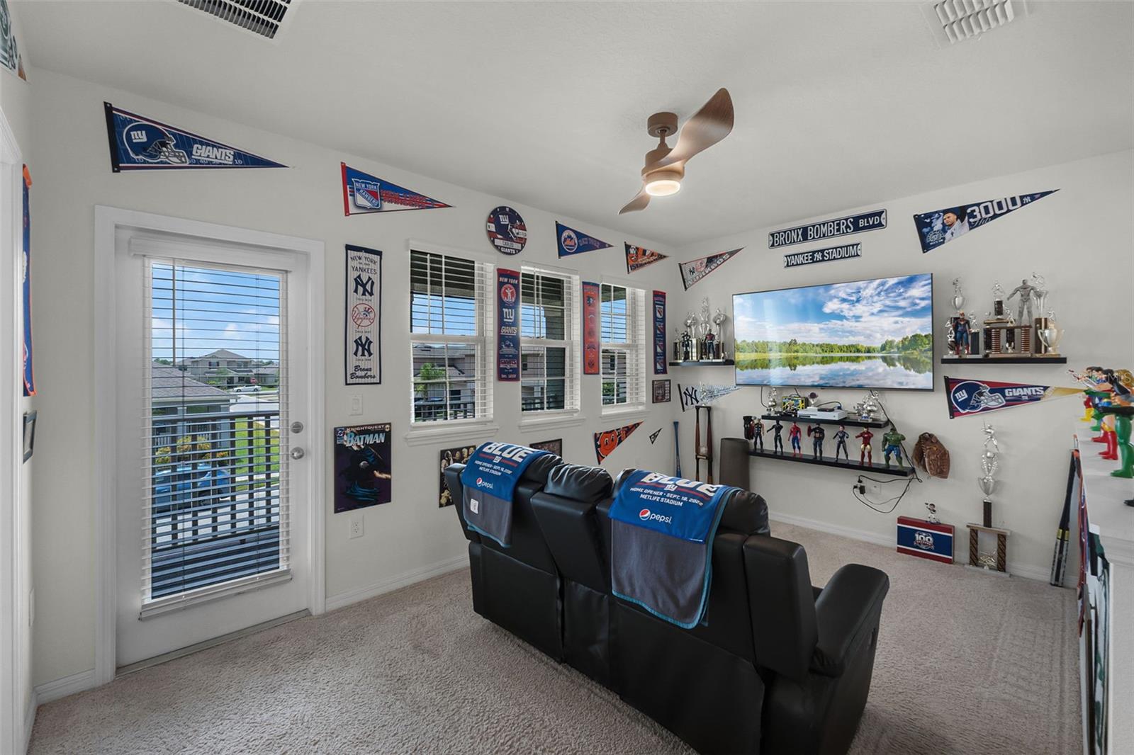 Image 14 of 52 For 16484 Angel Fish Road
