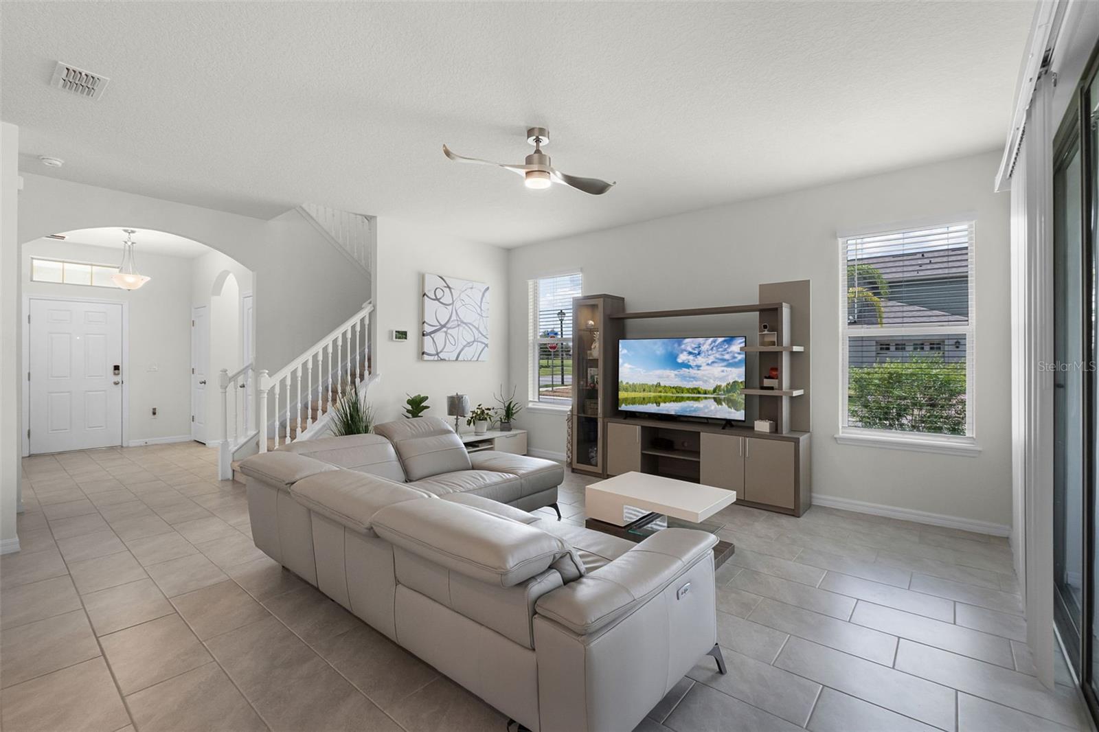 Image 4 of 52 For 16484 Angel Fish Road