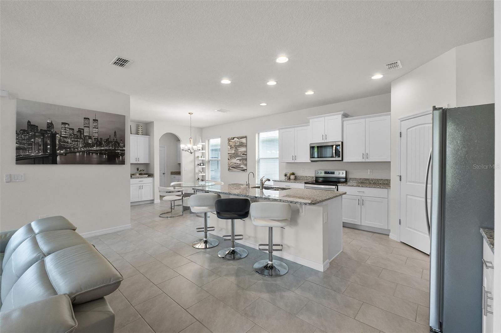 Image 6 of 52 For 16484 Angel Fish Road