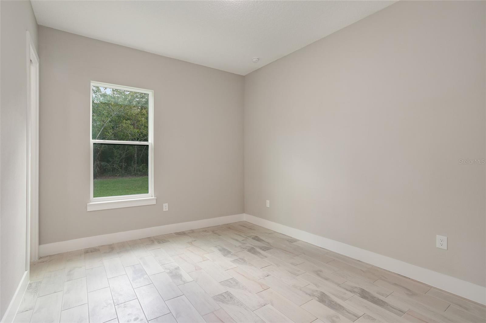 Image 16 of 23 For 12460 48 Lane Road