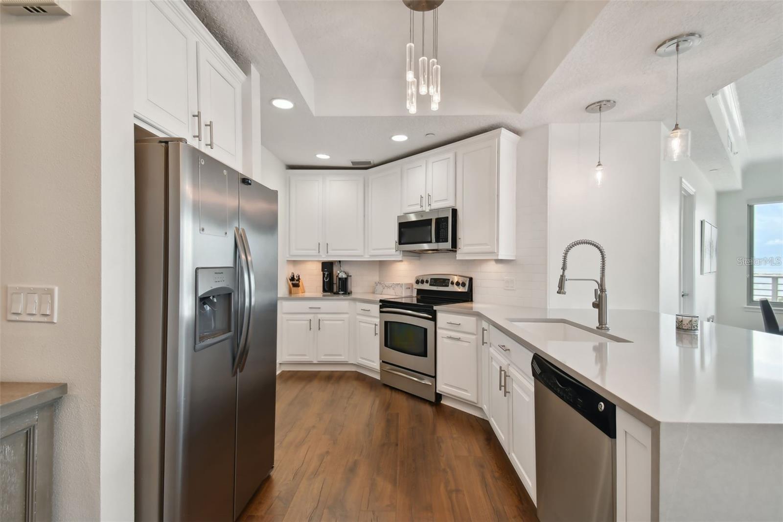 Image 12 of 60 For 1209 Cumberland Avenue 2101