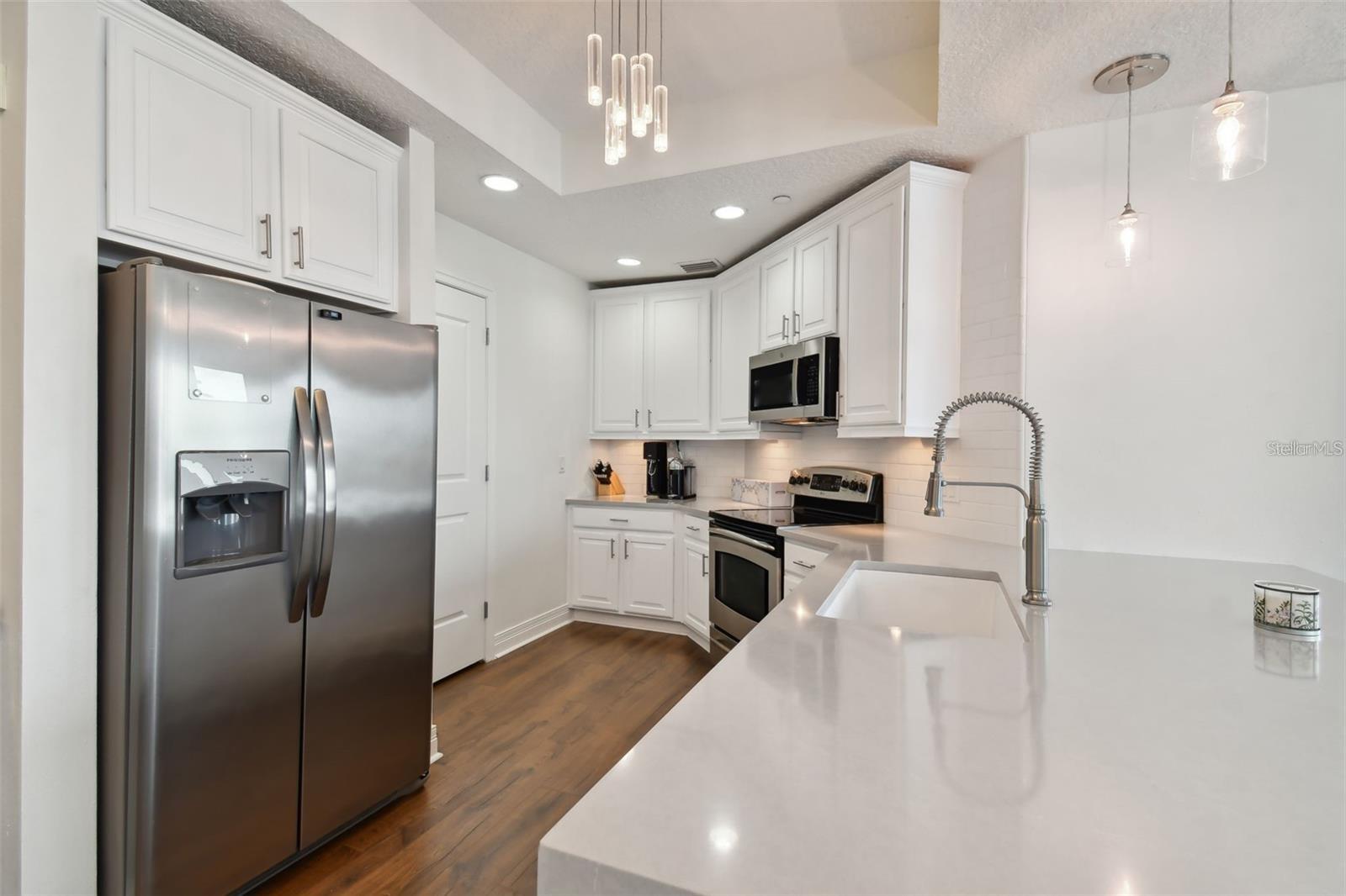 Image 14 of 60 For 1209 Cumberland Avenue 2101