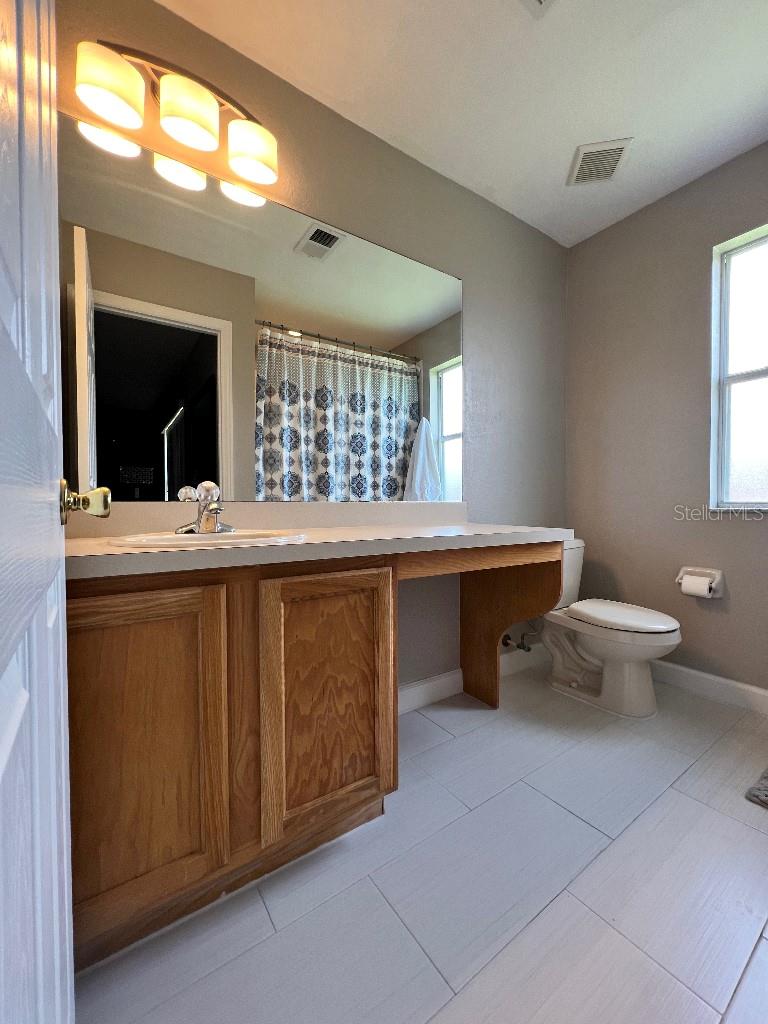 Image 13 of 25 For 2706 Camaro Drive