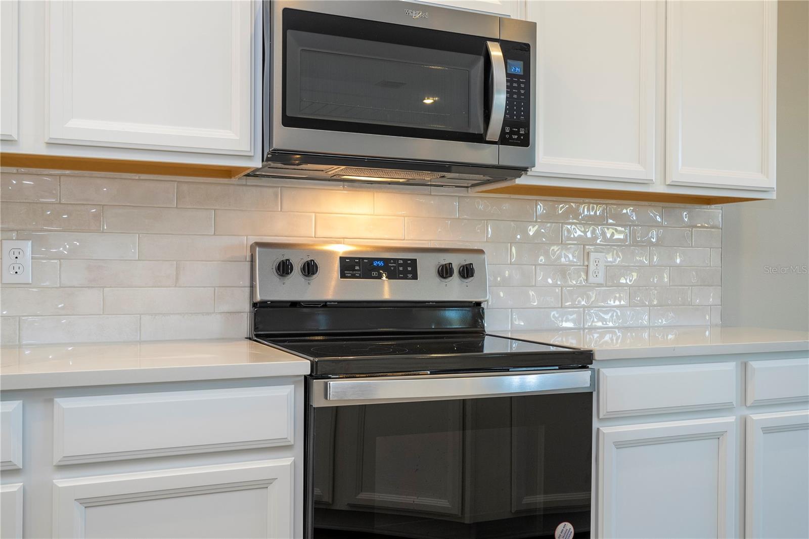 Image 31 of 75 For 16103 Silver Brook Way