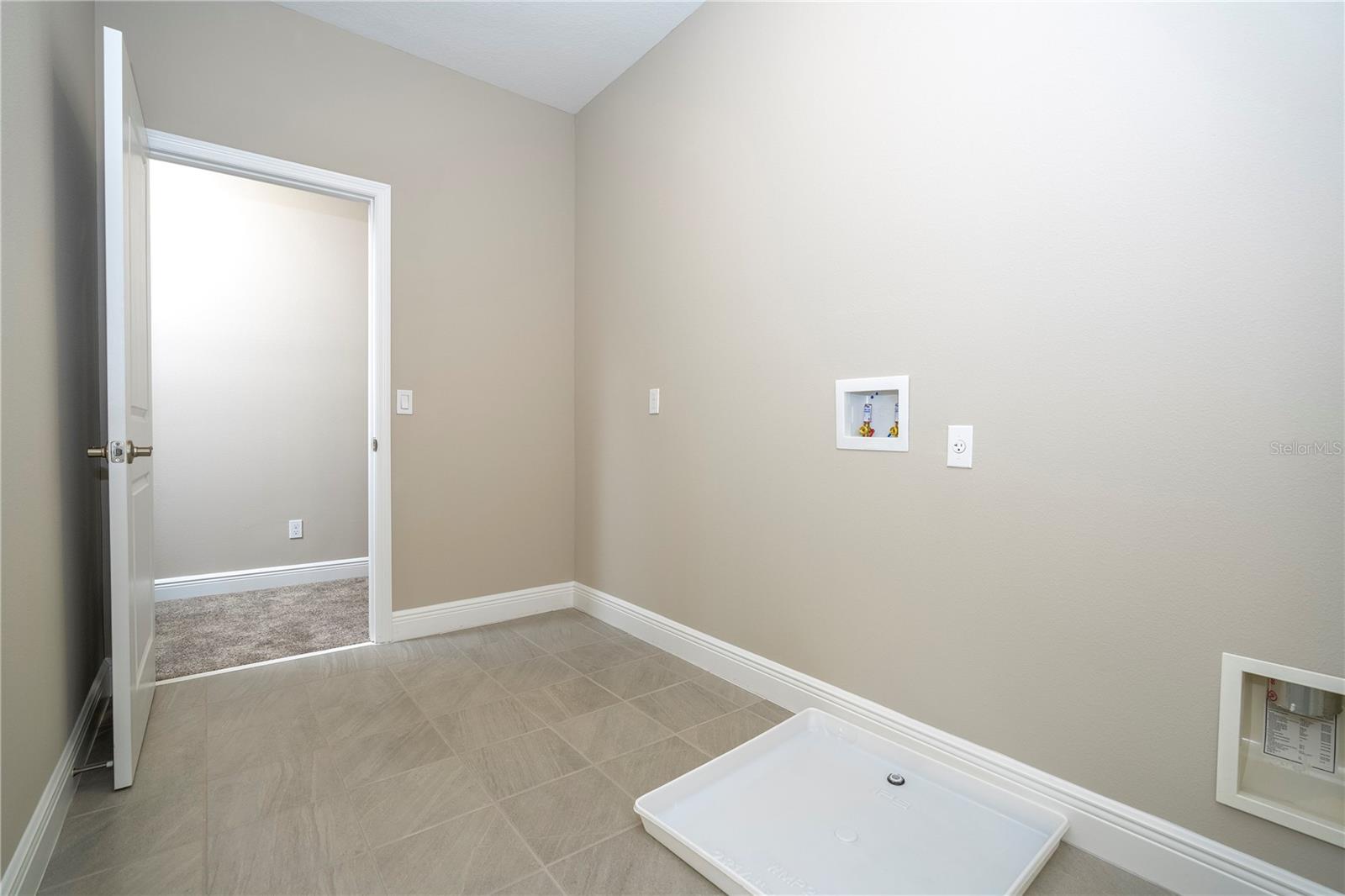 Image 46 of 75 For 16103 Silver Brook Way