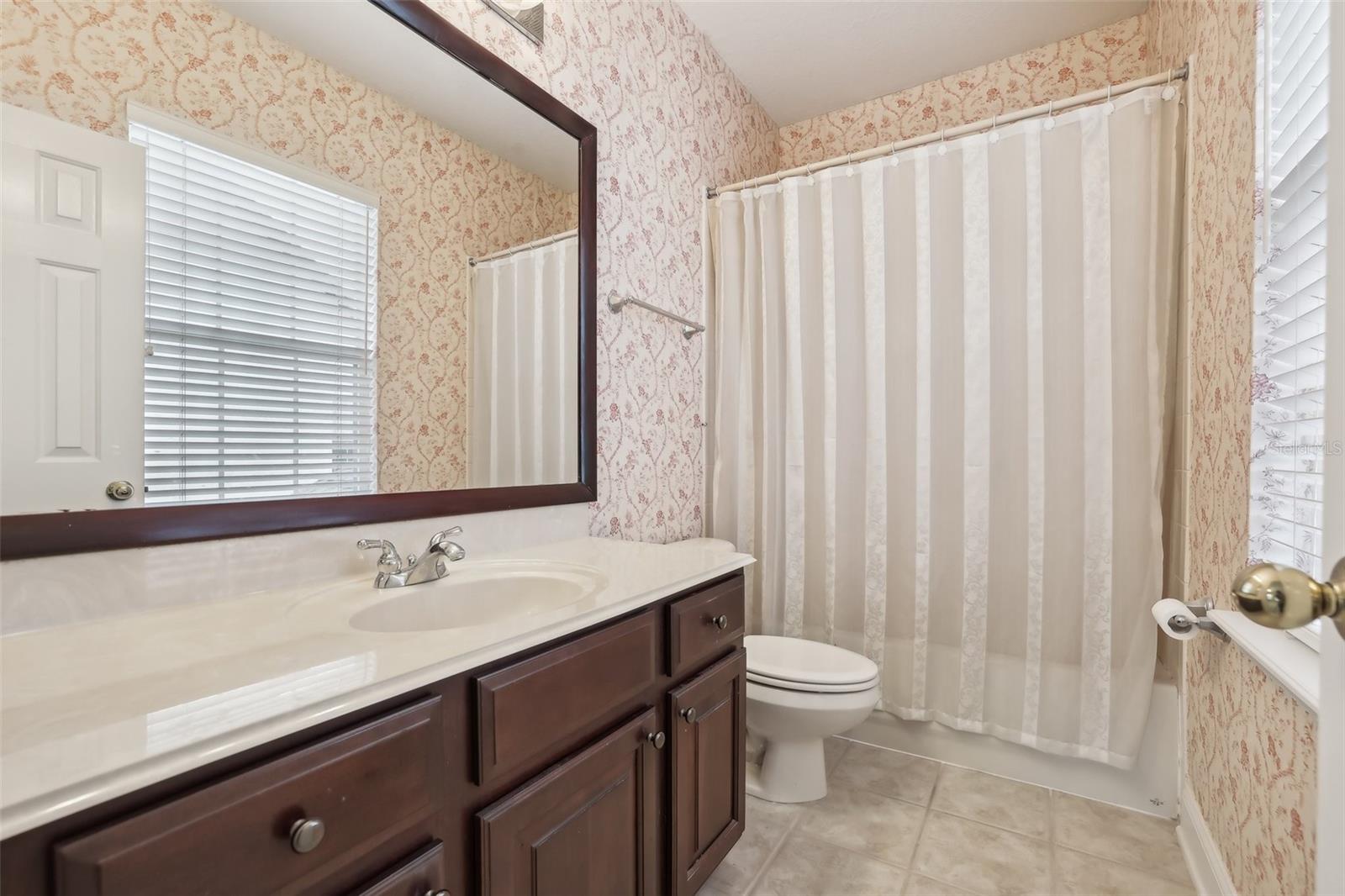 Image 16 of 44 For 3201 Glenmere Way