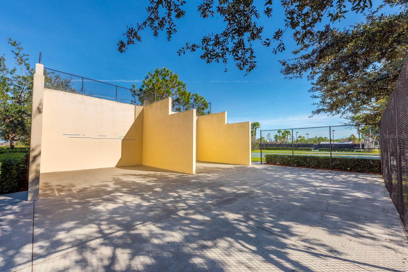 Image 40 of 44 For 3201 Glenmere Way
