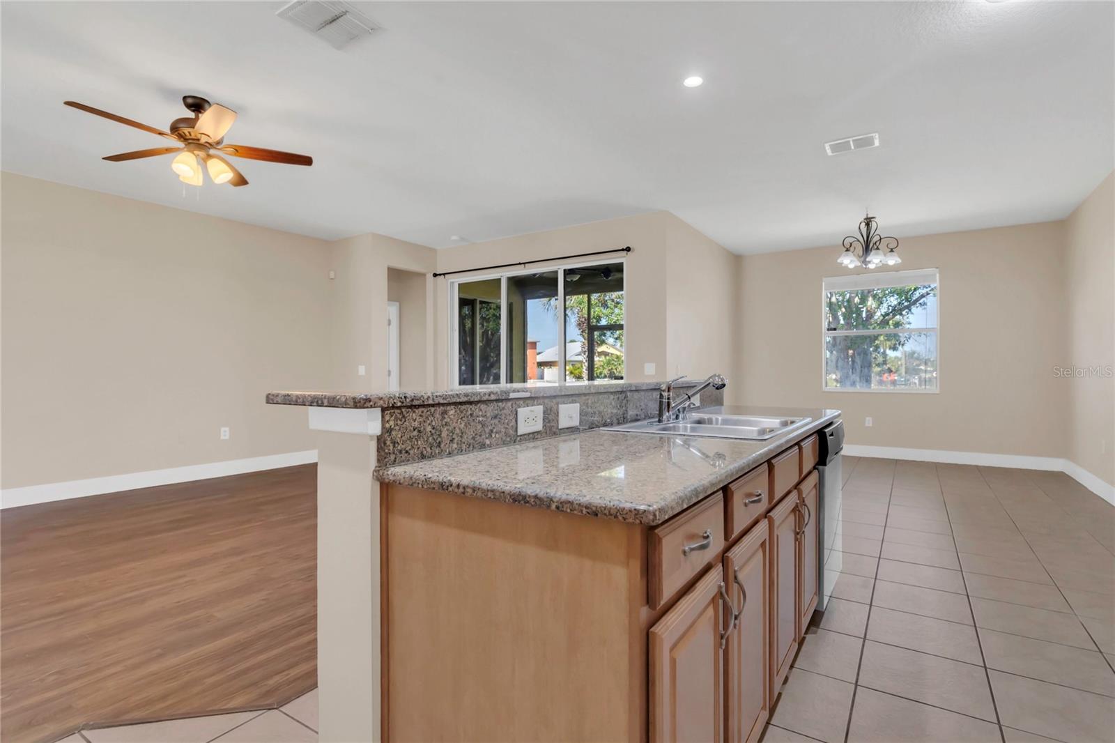 Image 10 of 34 For 6412 Coquina Island Cove