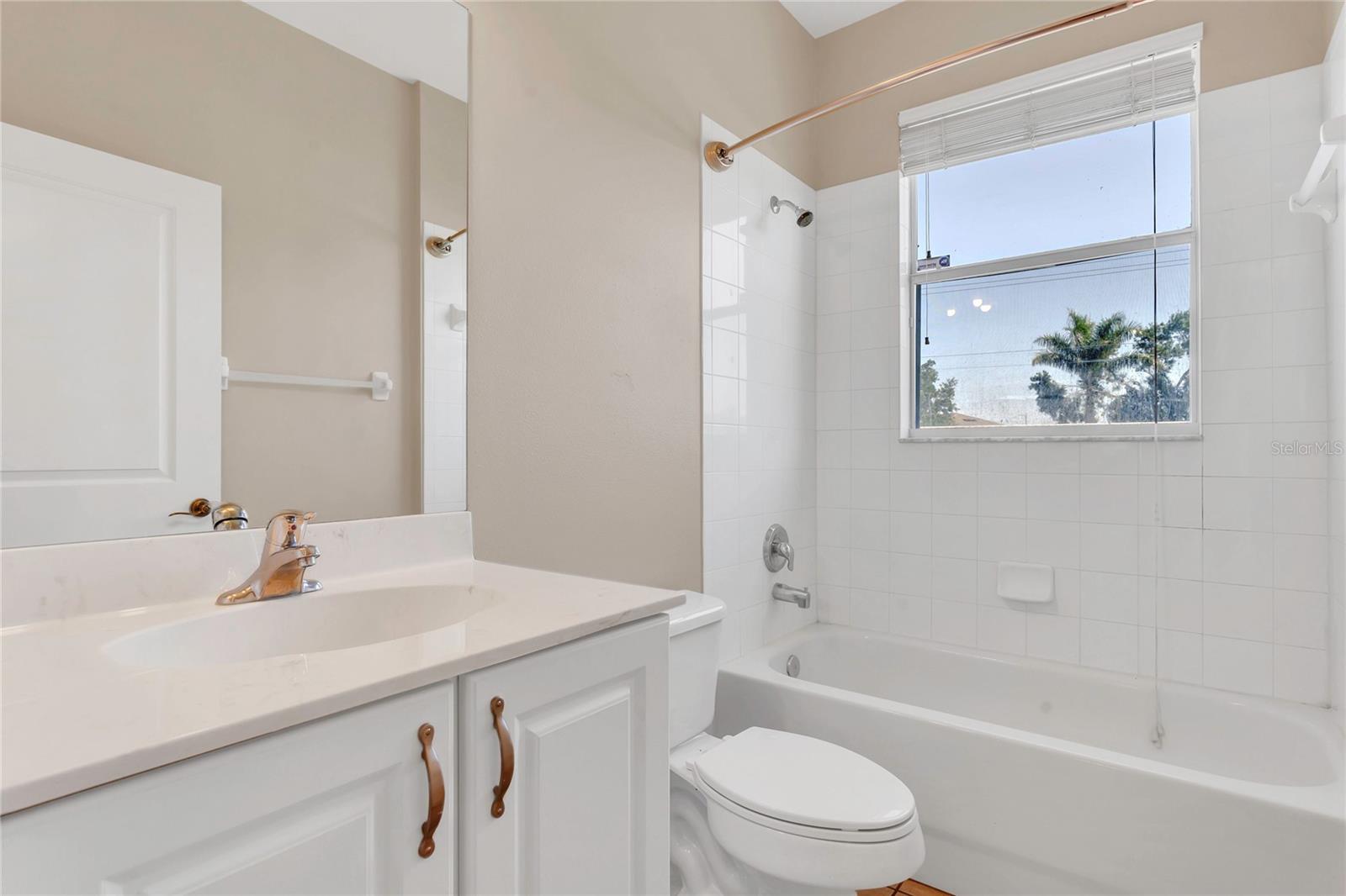 Image 14 of 34 For 6412 Coquina Island Cove