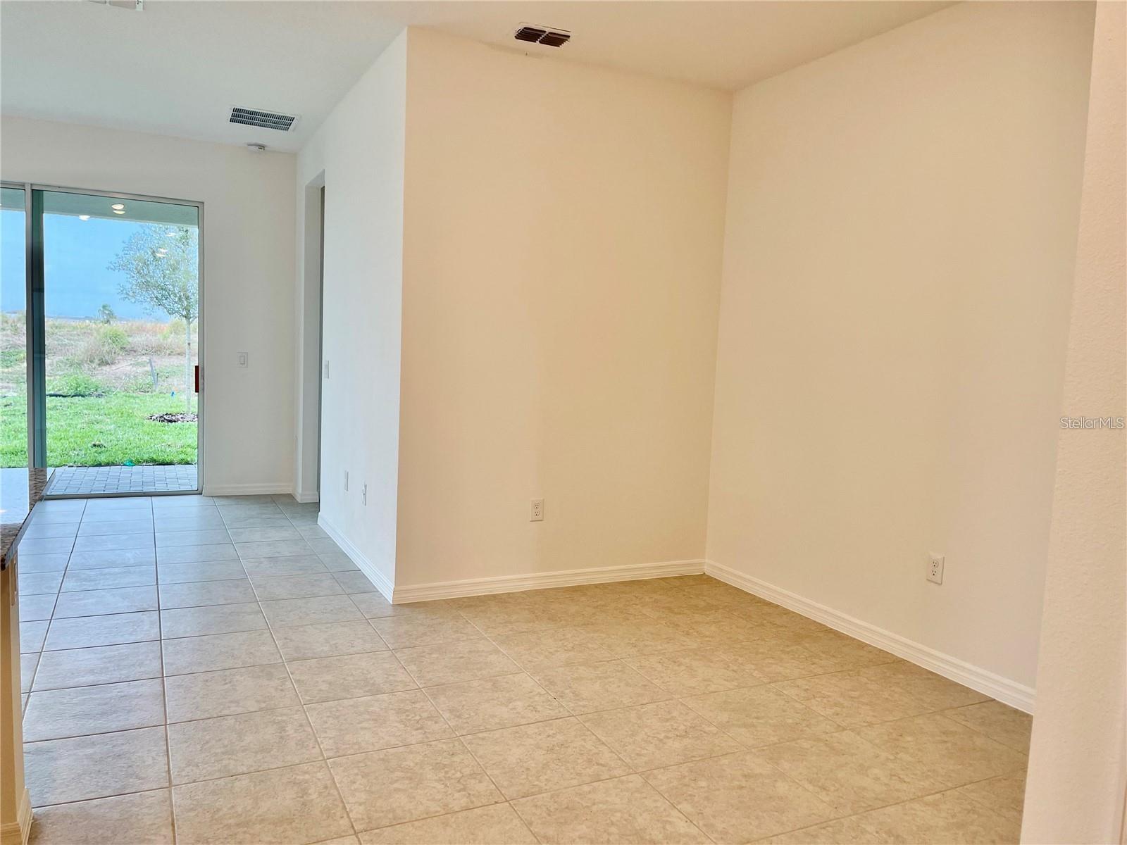 Image 14 of 20 For 2334 White Cedar Way