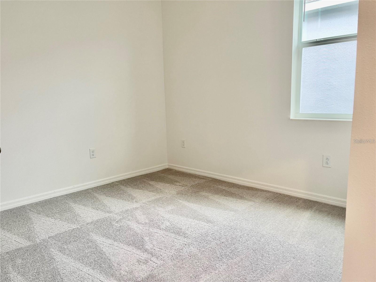 Image 3 of 20 For 2334 White Cedar Way