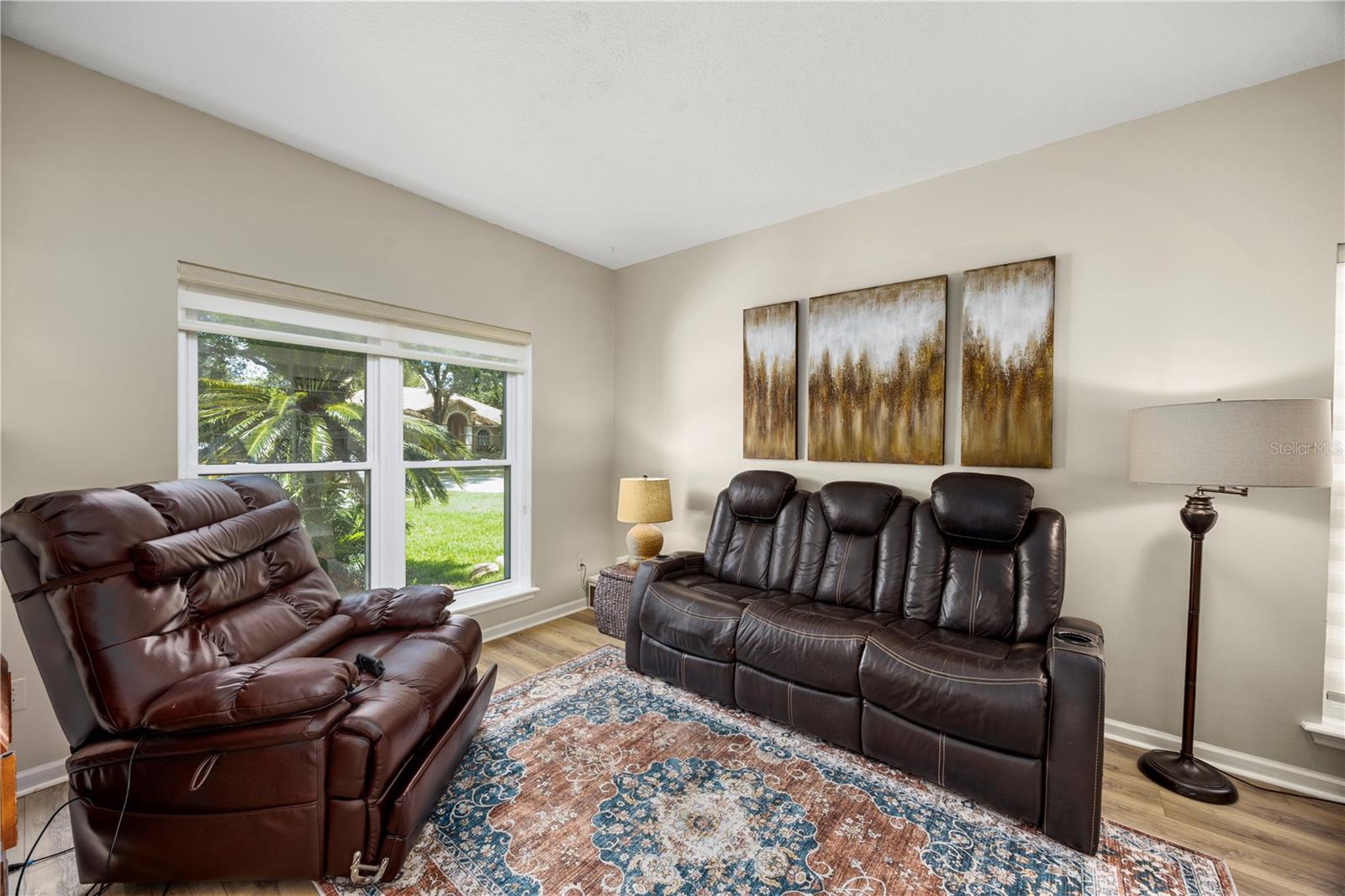 Image 21 of 69 For 383 Remington Drive