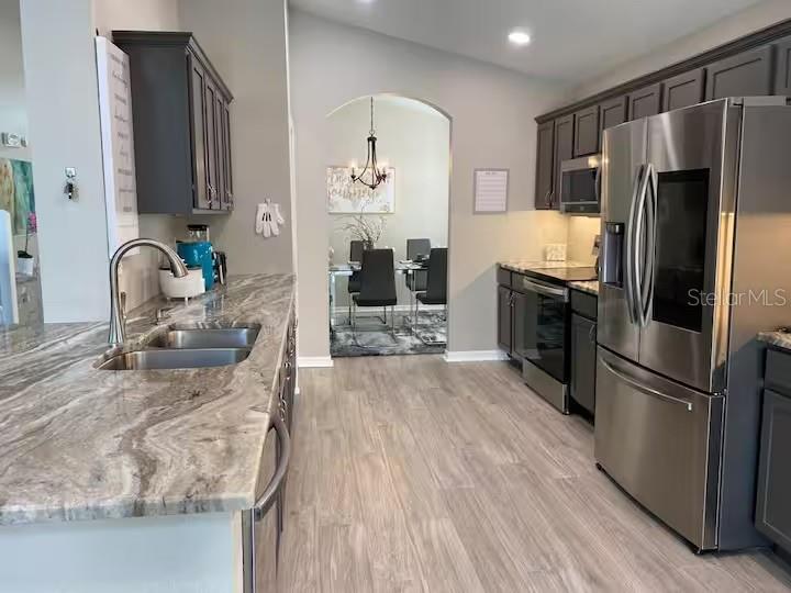 Image 6 of 22 For 1428 Casterton Circle