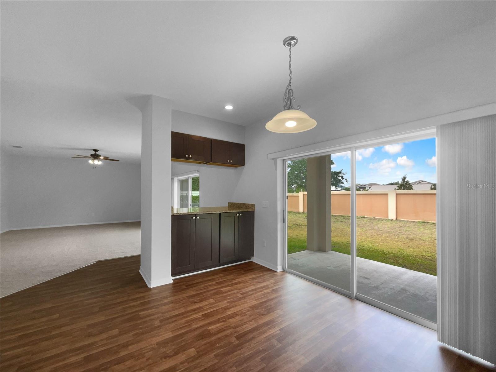 Listing photo id 16 for 10768 Carloway Hills Drive