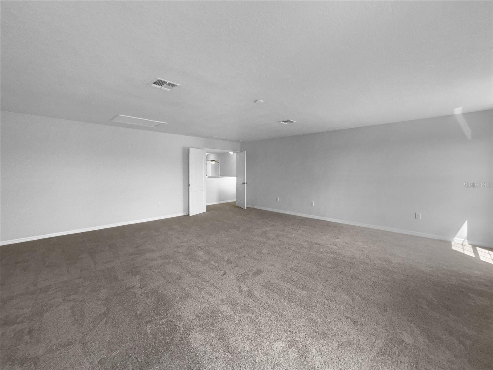 Listing photo id 20 for 10768 Carloway Hills Drive
