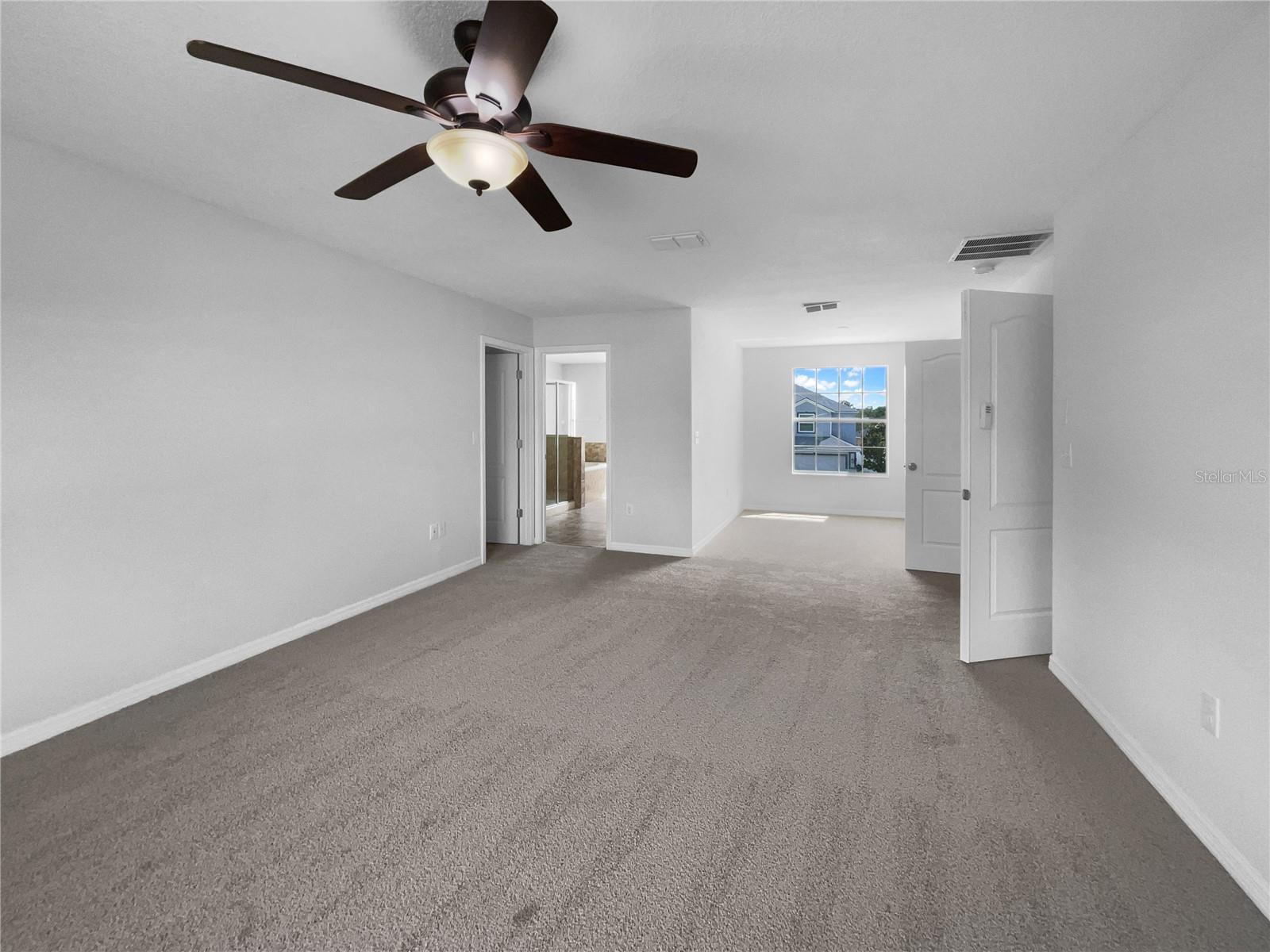 Listing photo id 22 for 10768 Carloway Hills Drive