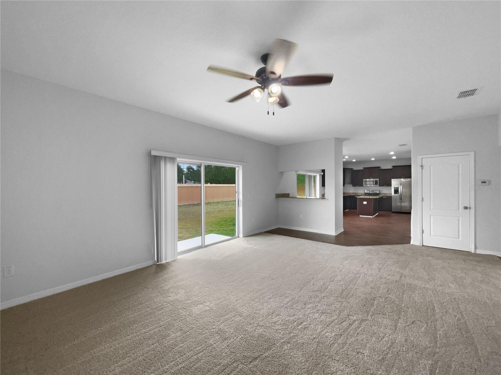 Listing photo id 1 for 10768 Carloway Hills Drive