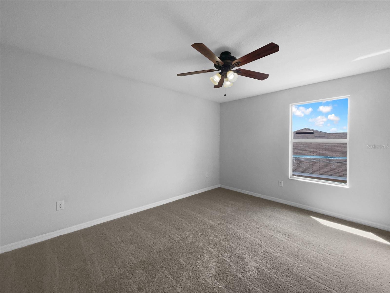Listing photo id 32 for 10768 Carloway Hills Drive