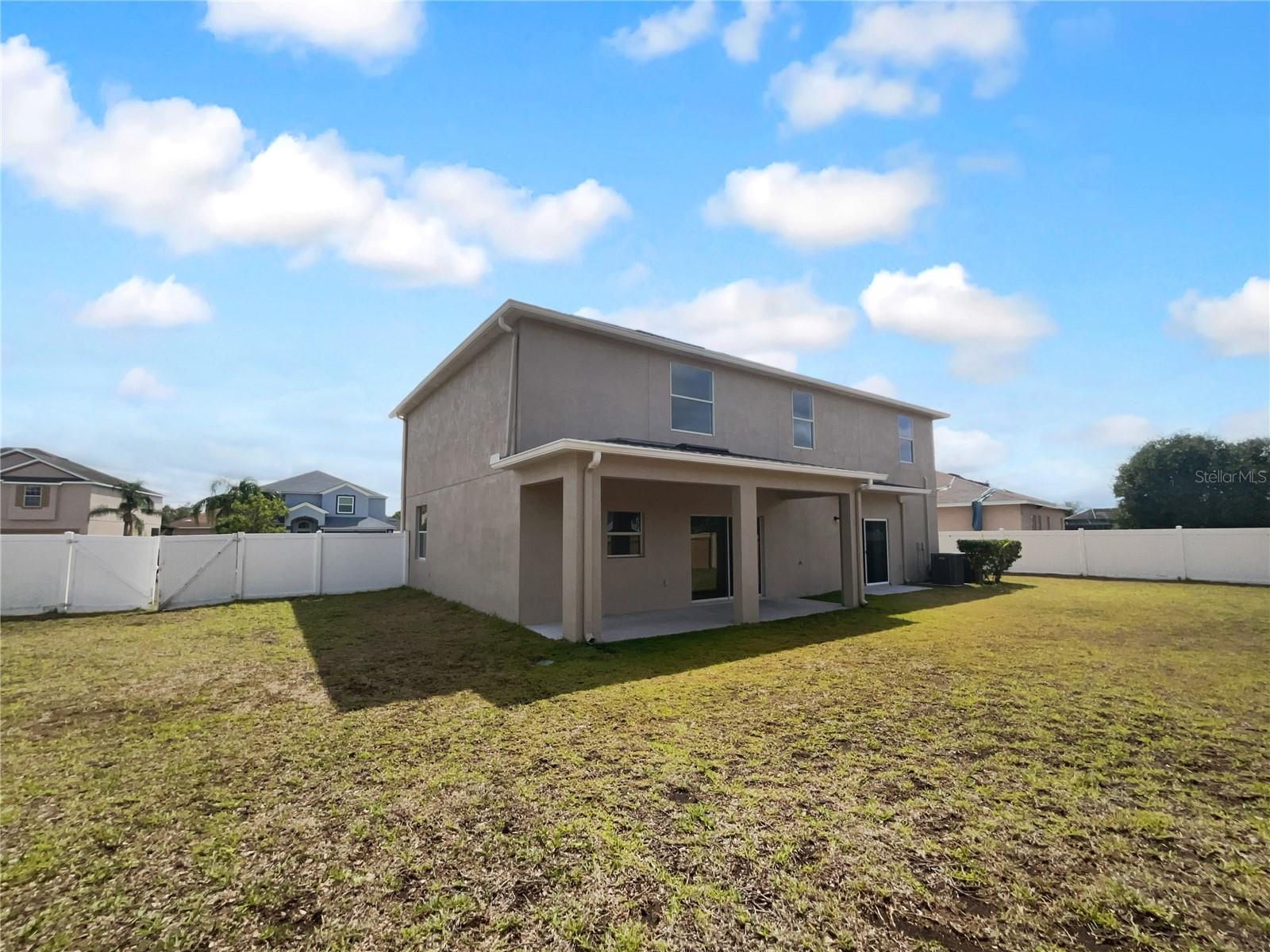 Listing photo id 6 for 10768 Carloway Hills Drive