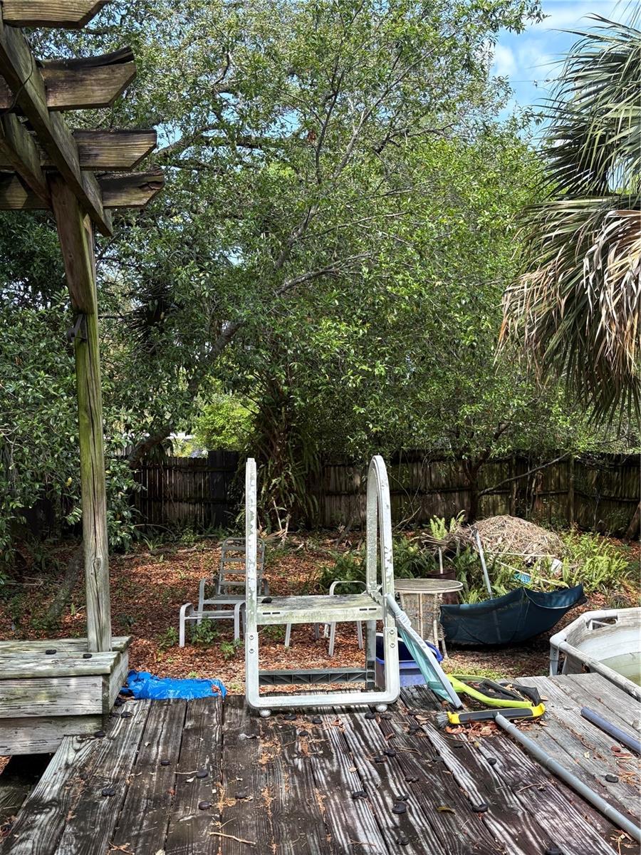 Image 11 of 12 For 128 Sunland Drive