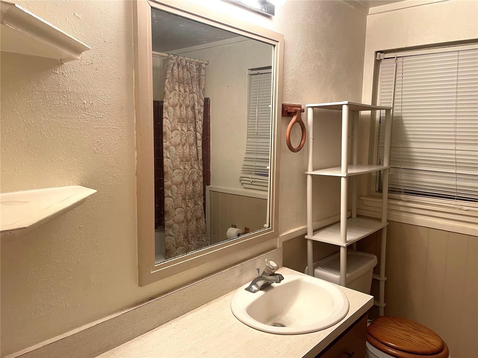 Image 13 of 30 For 128 Sunland Drive