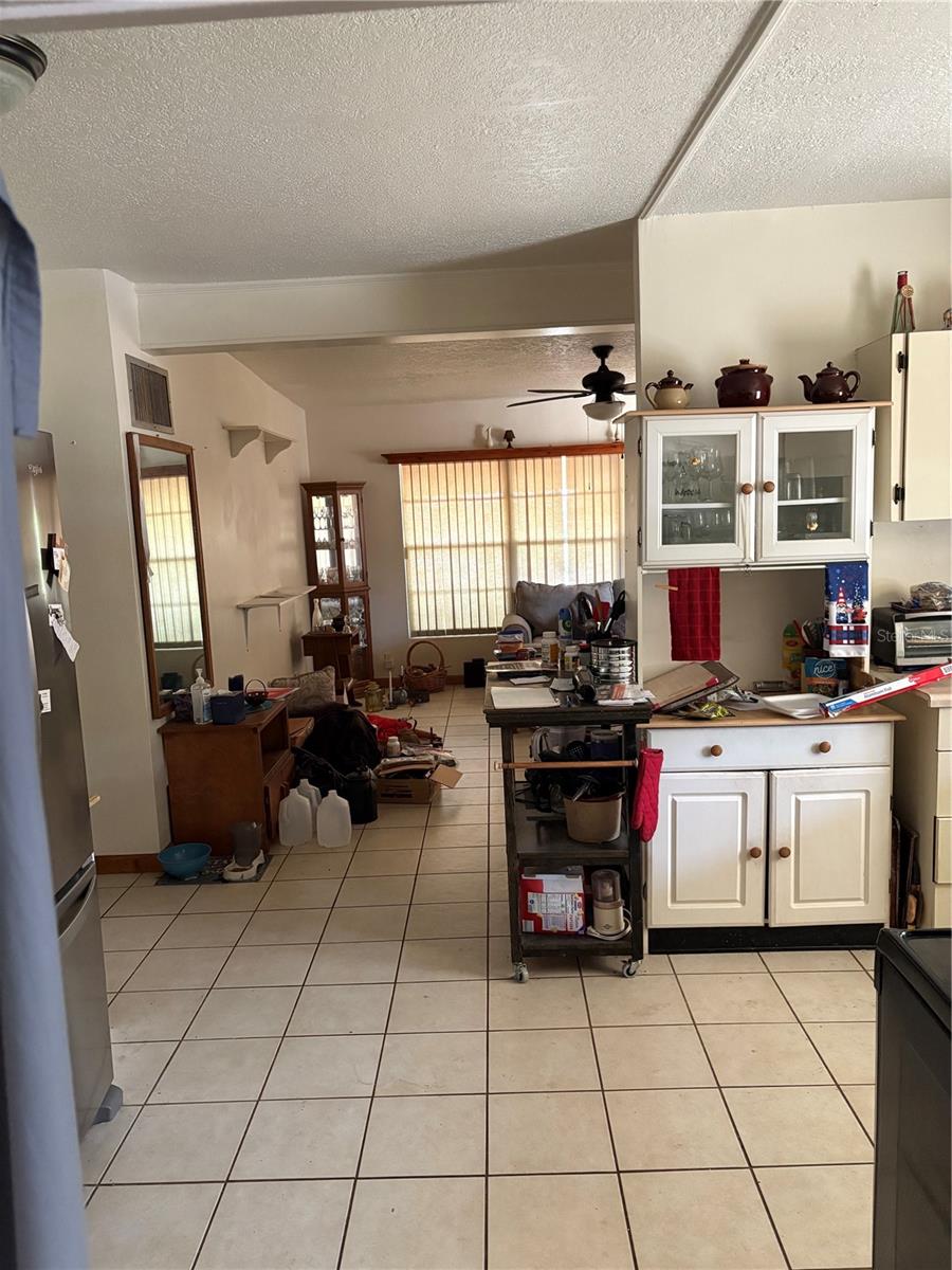 Image 6 of 12 For 128 Sunland Drive