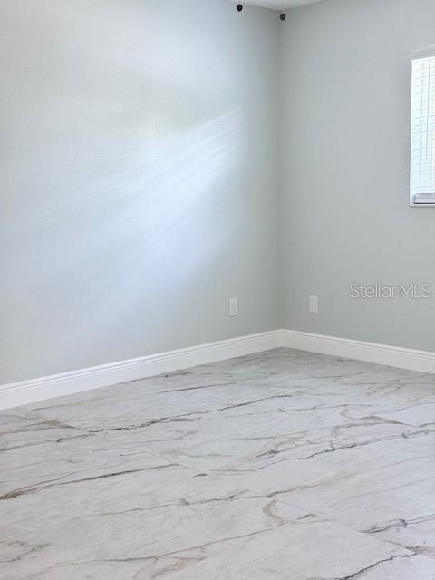 Image 14 of 41 For 2747 Rose Moss Lane