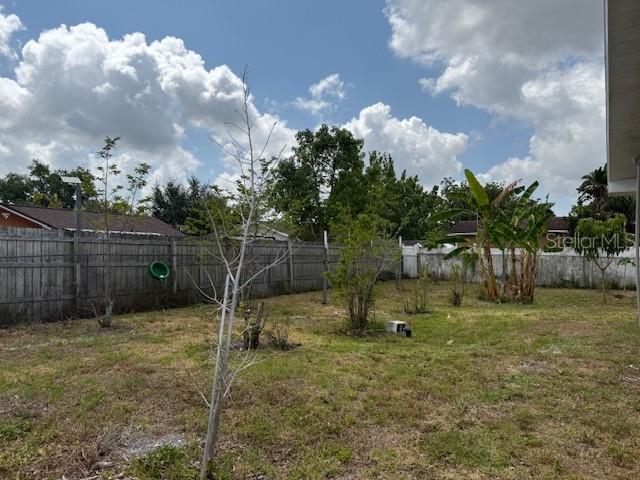 Image 36 of 41 For 2747 Rose Moss Lane