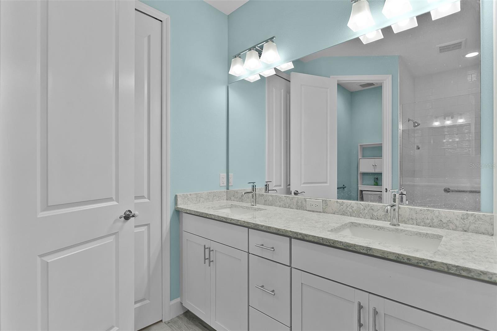 Image 13 of 40 For 867 Bama Breeze Drive