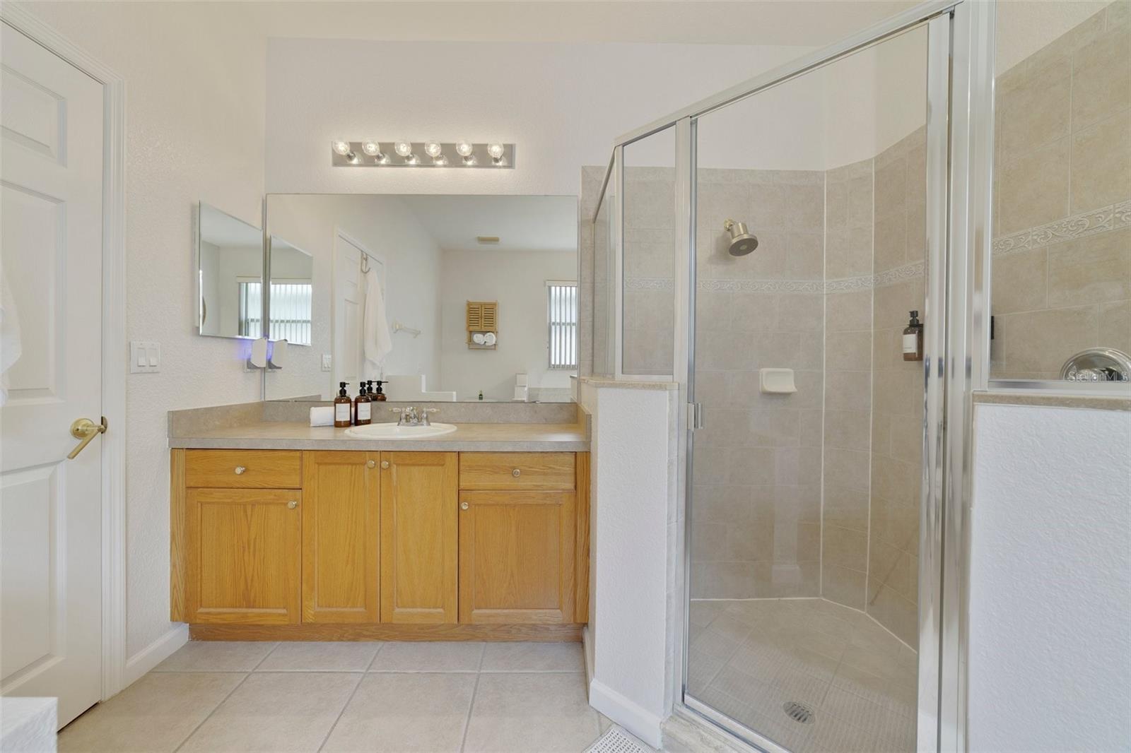 Image 13 of 24 For 2956 White Cedar Circle