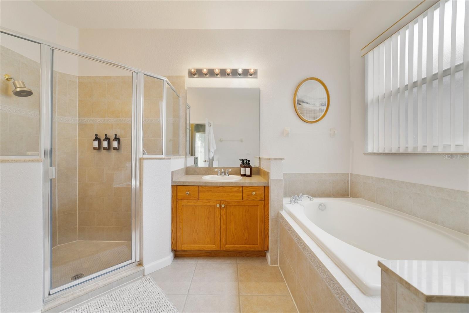 Image 14 of 24 For 2956 White Cedar Circle