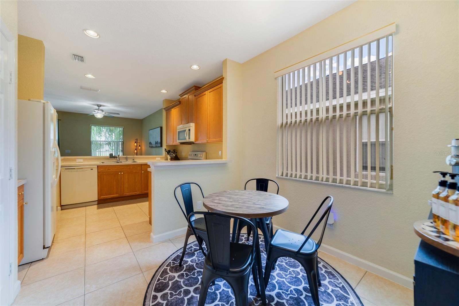 Image 7 of 24 For 2956 White Cedar Circle