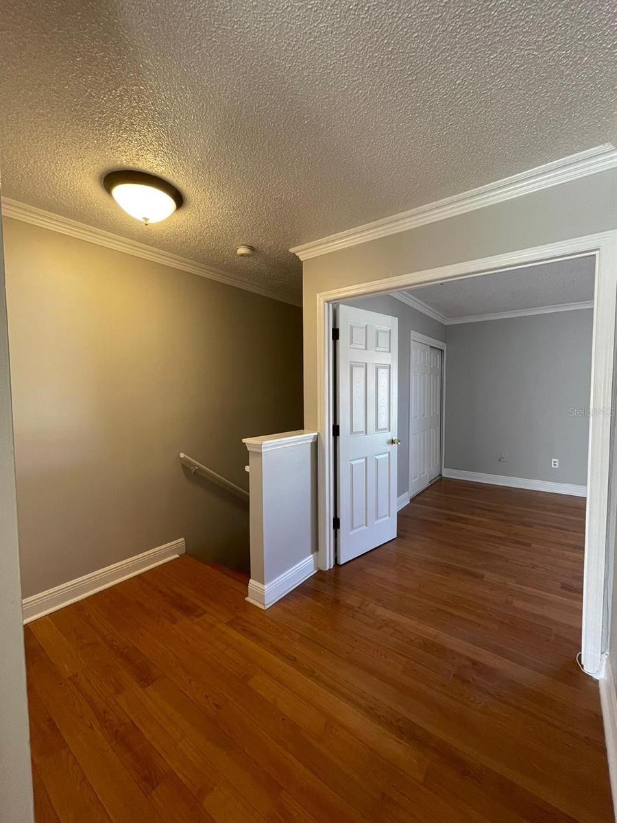 Image 11 of 13 For 6218 Yorktown Drive 15