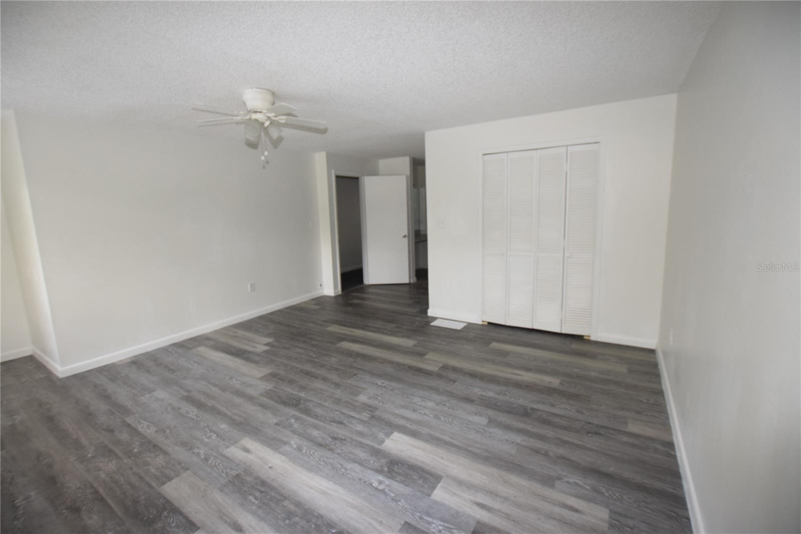 Image 19 of 25 For 908 Sumter Street