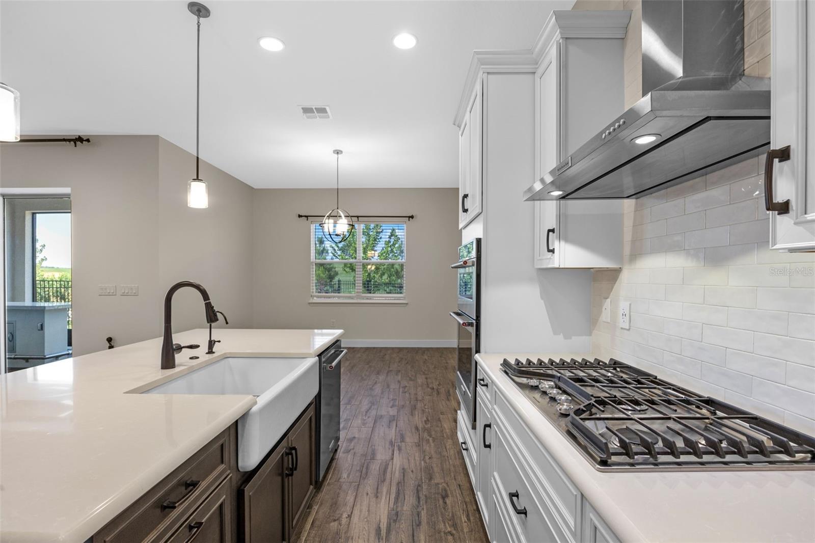 Image 13 of 49 For 15702 Vetta Drive