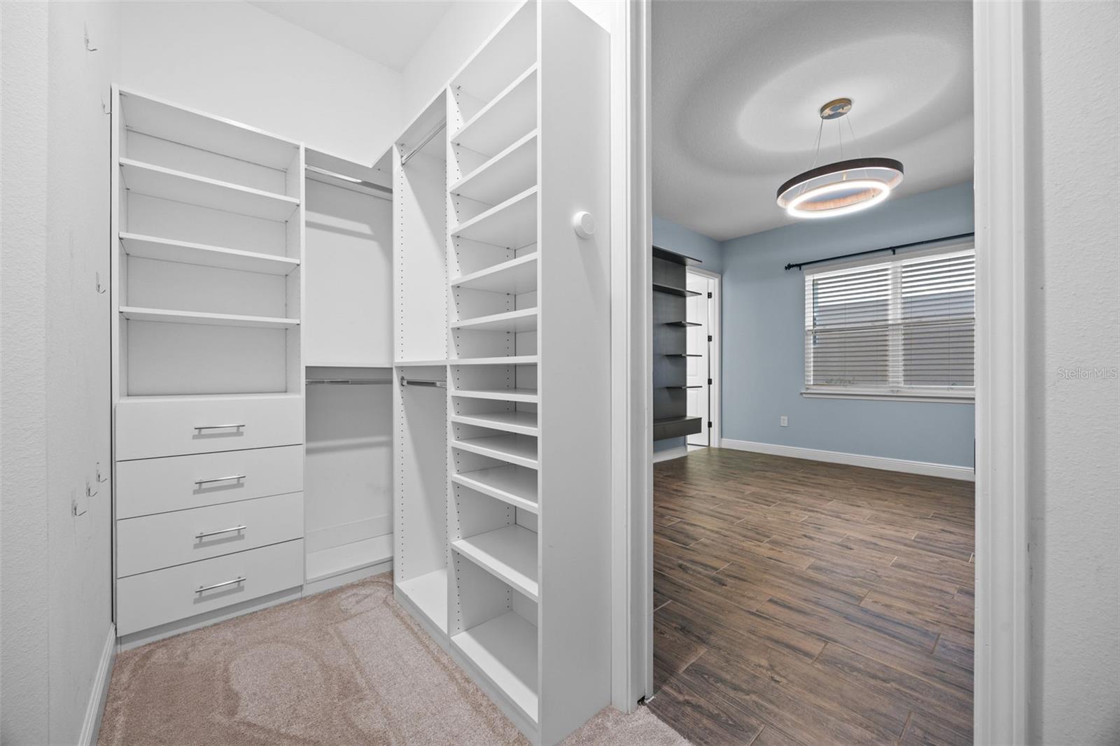 Image 19 of 49 For 15702 Vetta Drive