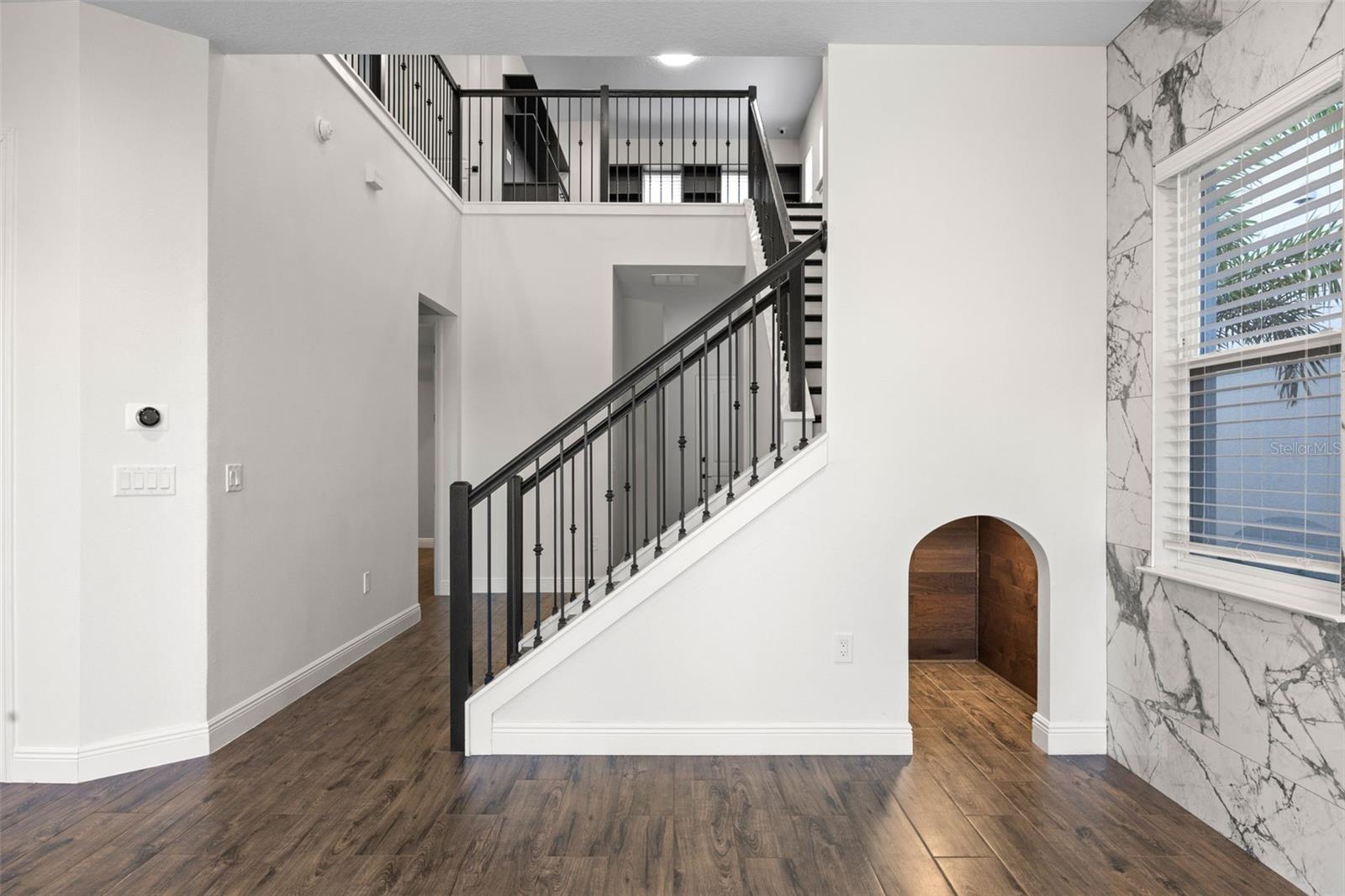 Image 24 of 49 For 15702 Vetta Drive