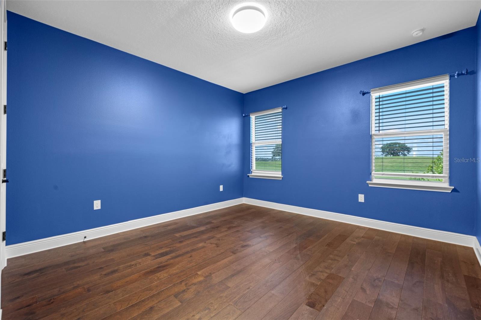 Image 34 of 49 For 15702 Vetta Drive