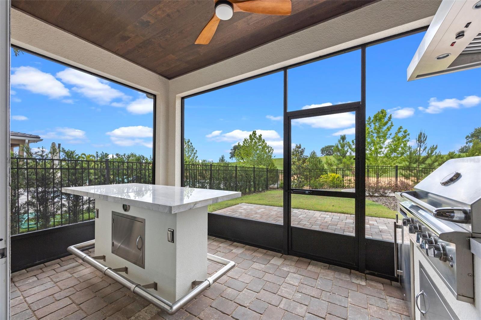 Image 39 of 49 For 15702 Vetta Drive