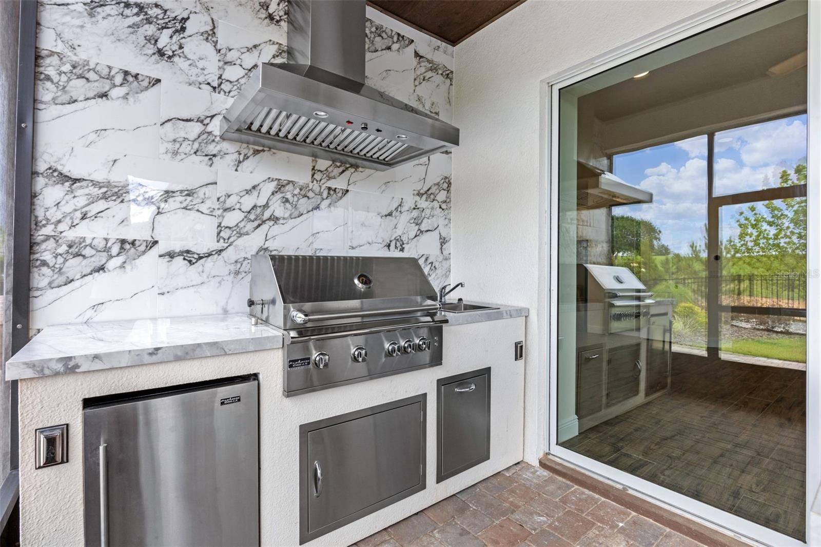 Image 40 of 49 For 15702 Vetta Drive