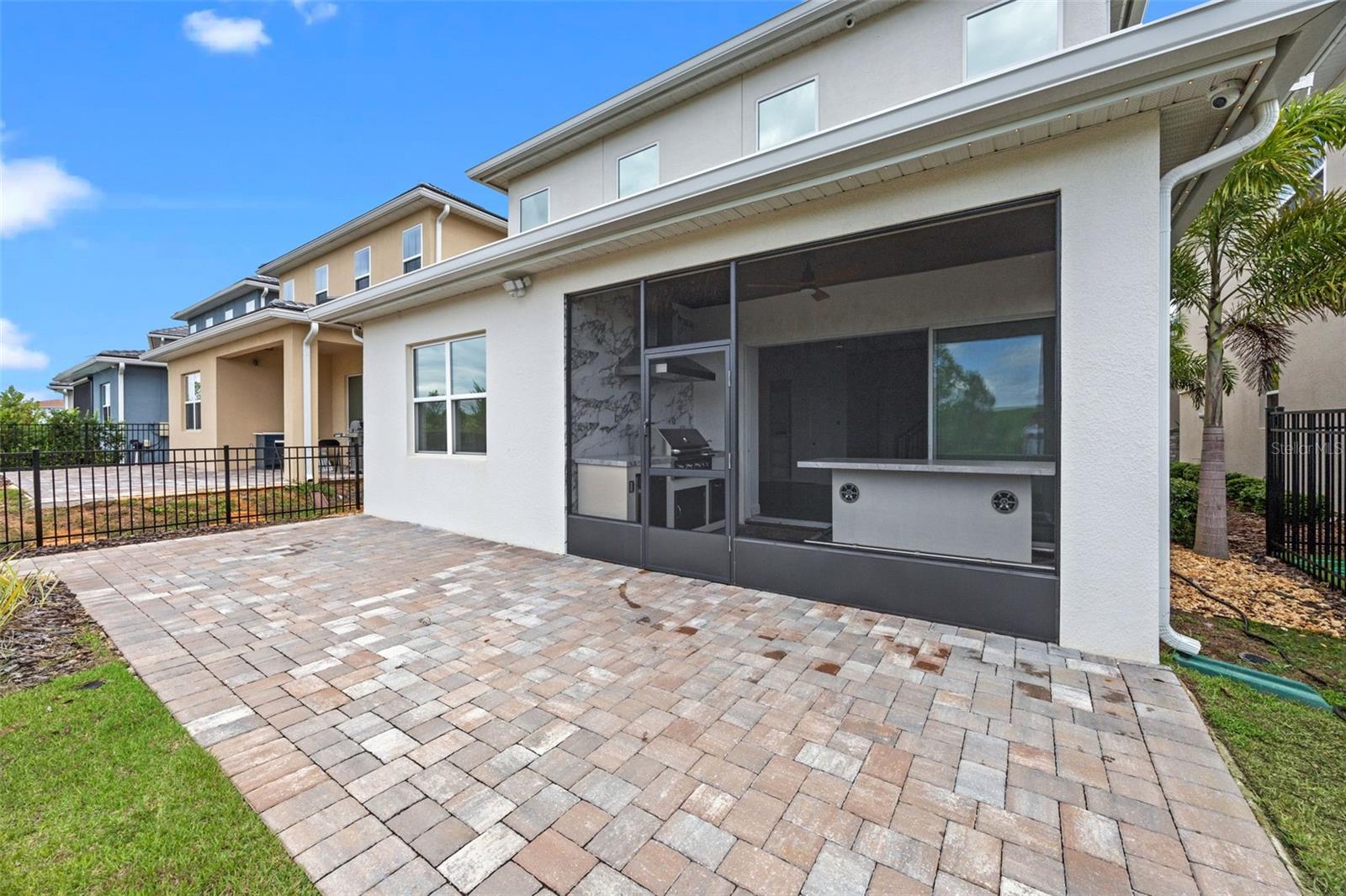 Image 42 of 49 For 15702 Vetta Drive