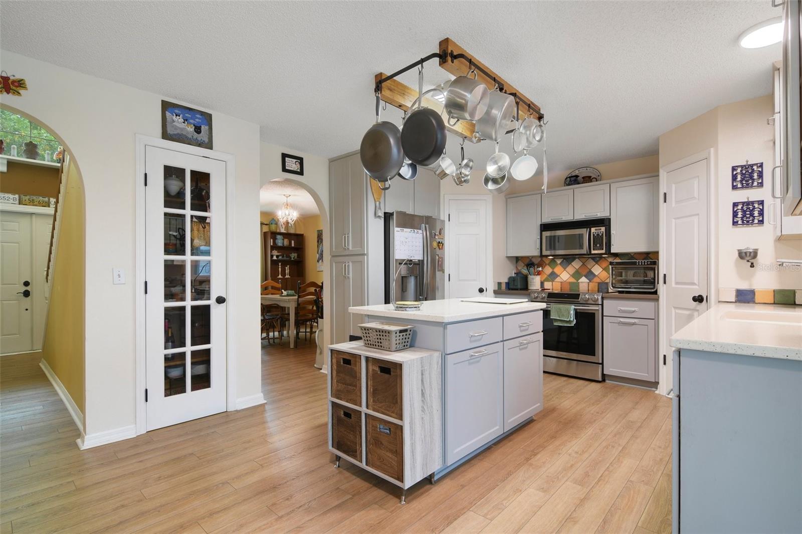 Image 3 of 20 For 4927 Fiske Circle