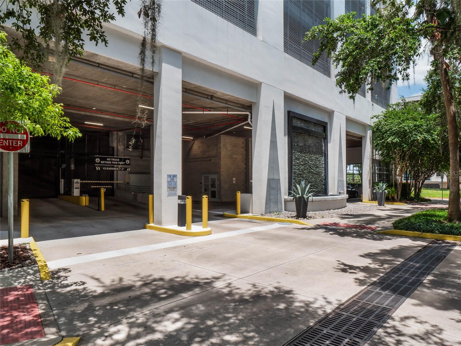 Image 30 of 34 For 260 Osceola Avenue 1207