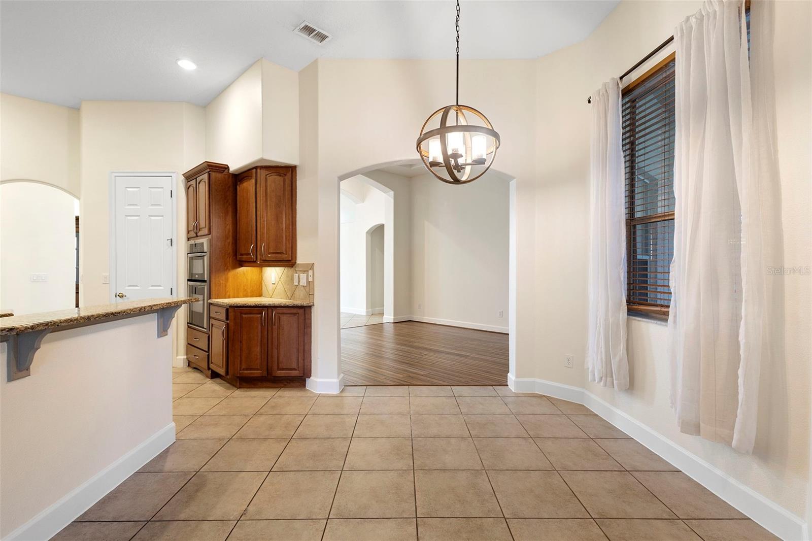 Image 11 of 67 For 215 Juniper Ridge Court
